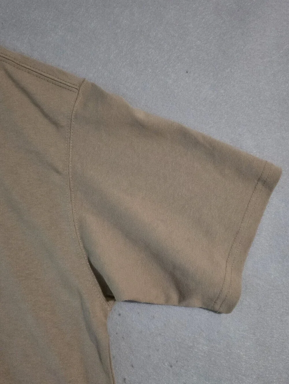 NWT Nike Mens Khaki Premium Essentials Pocket T Shirt Loose Fit Size Large Tall